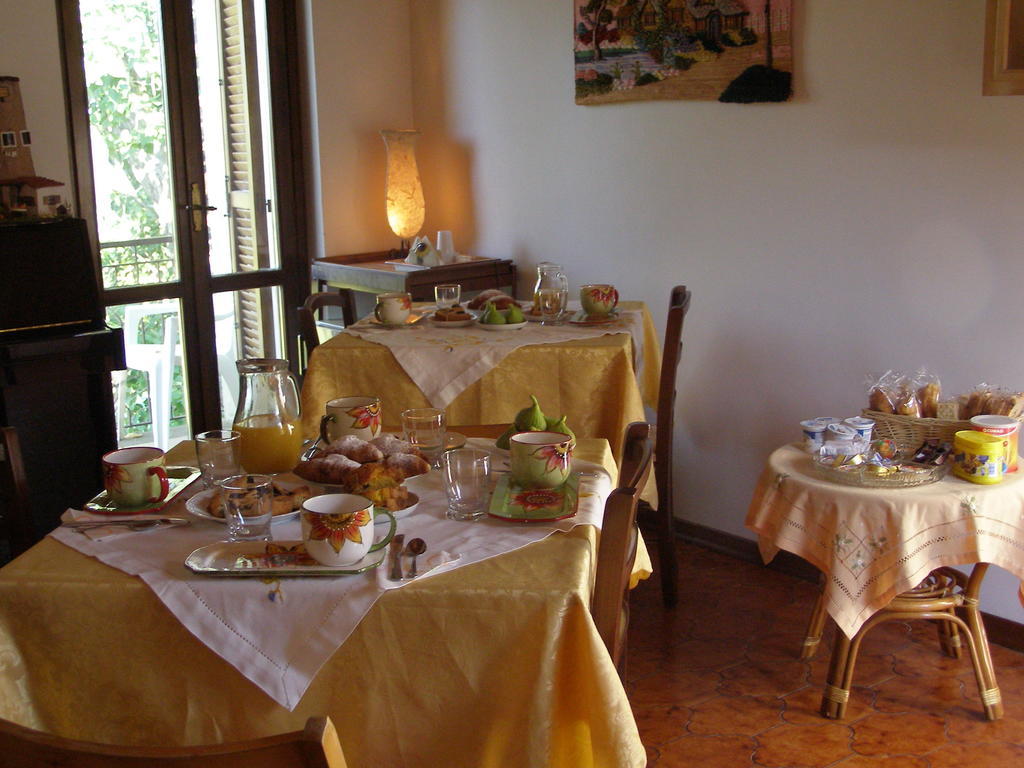 סן ג'מיני Bed And Breakfast Casale Isorella מראה חיצוני תמונה